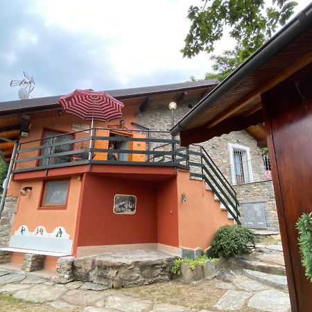 La Casa Dei Nonni Con Spa Privata Su Richiesta Βίλα Pont Canavese Εξωτερικό φωτογραφία