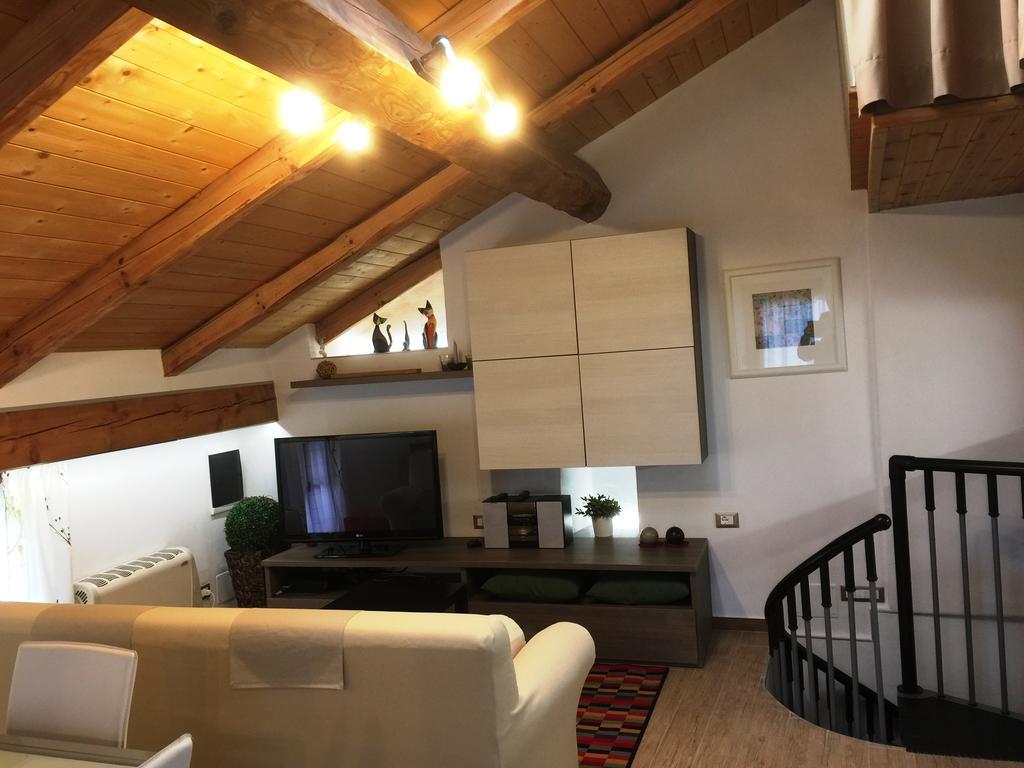 La Casa Dei Nonni Con Spa Privata Su Richiesta Βίλα Pont Canavese Εξωτερικό φωτογραφία